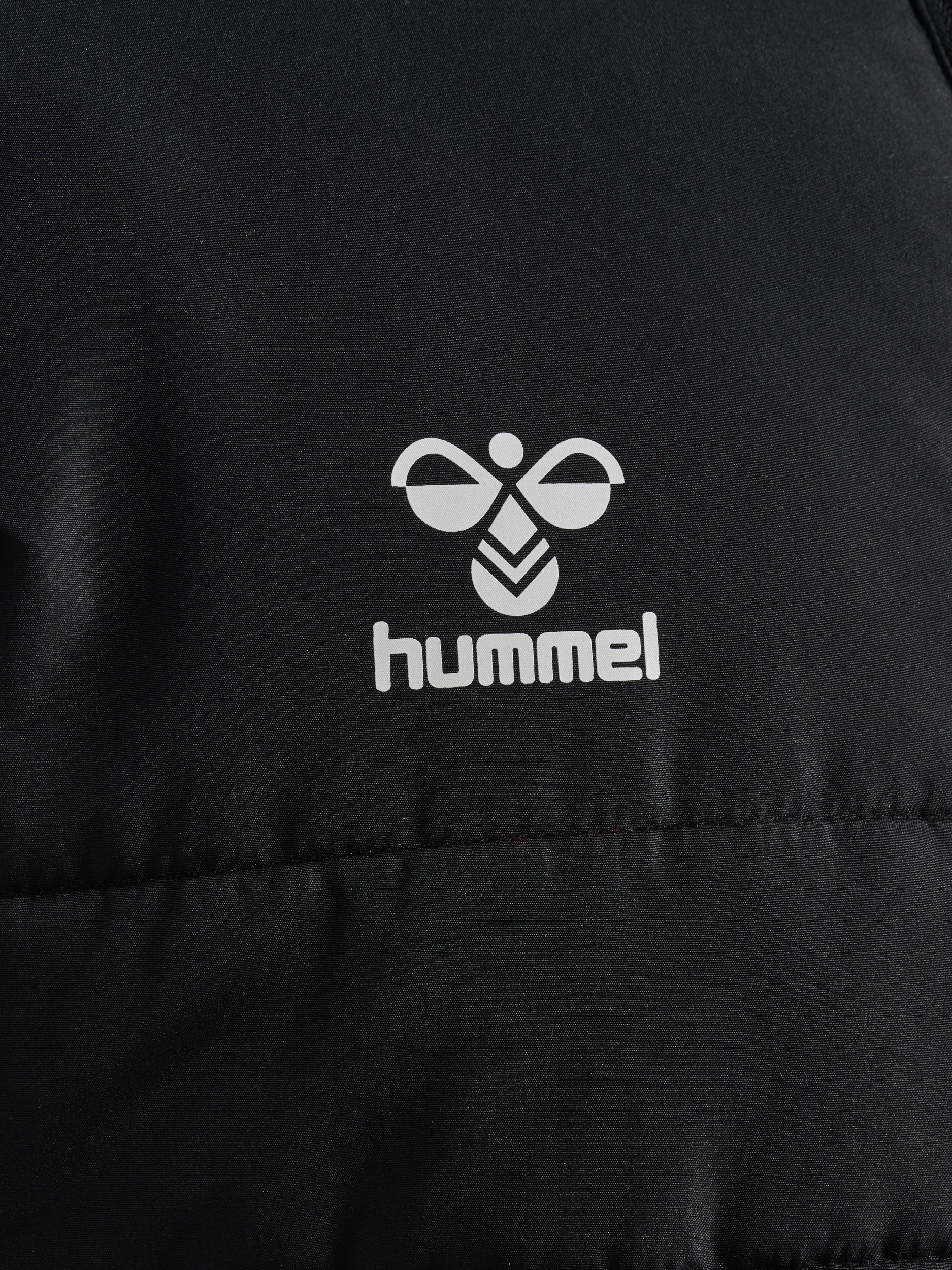 Hummel hmlESSENTIAL SHORT BENCH JKT